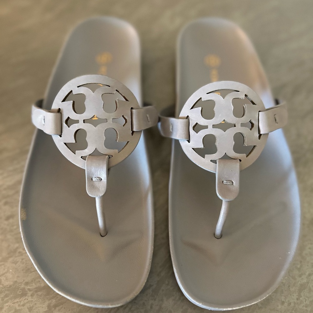 Tory Burch Miller Cloud size 8.5 *like new
